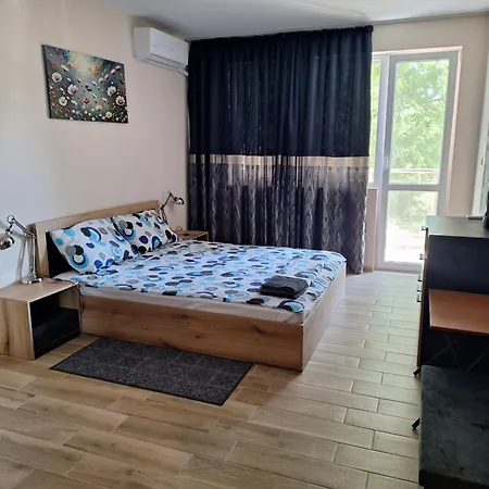 бобс 1 Apartment Kiten (Burgas)